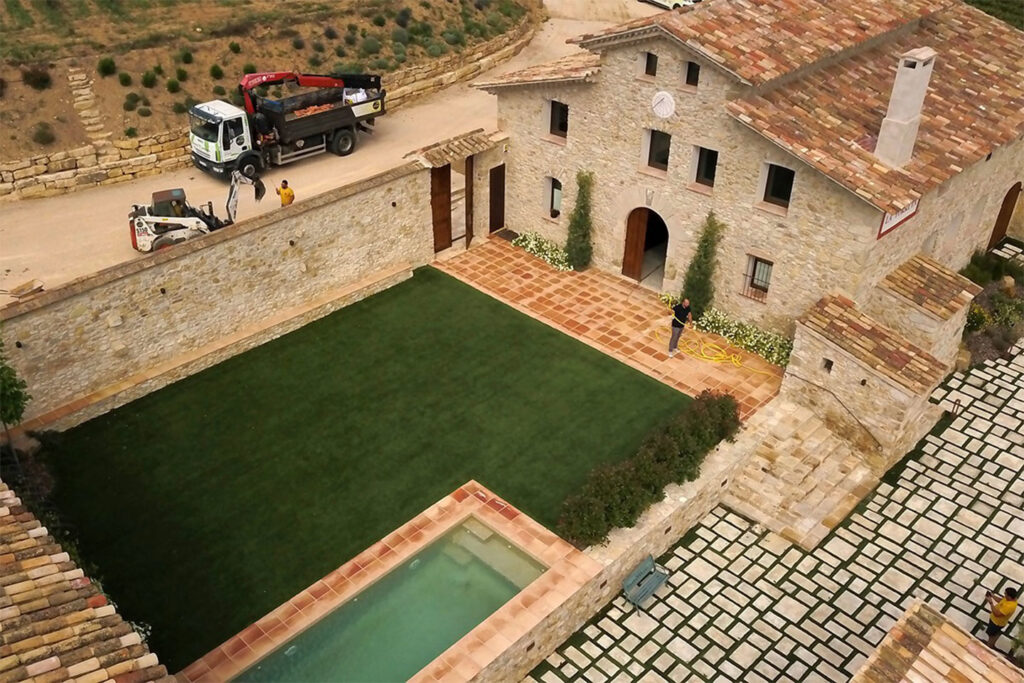 Construccio_de_jardi_ideal_per_celebracions_2