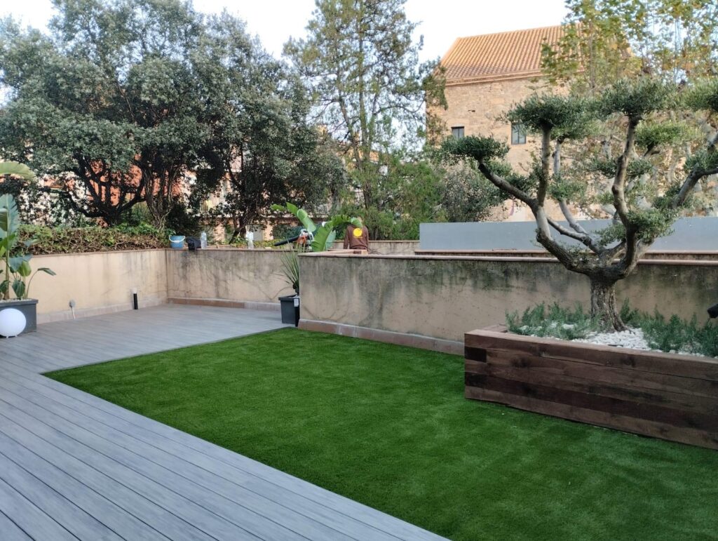 Jardines pequeños bien resueltos