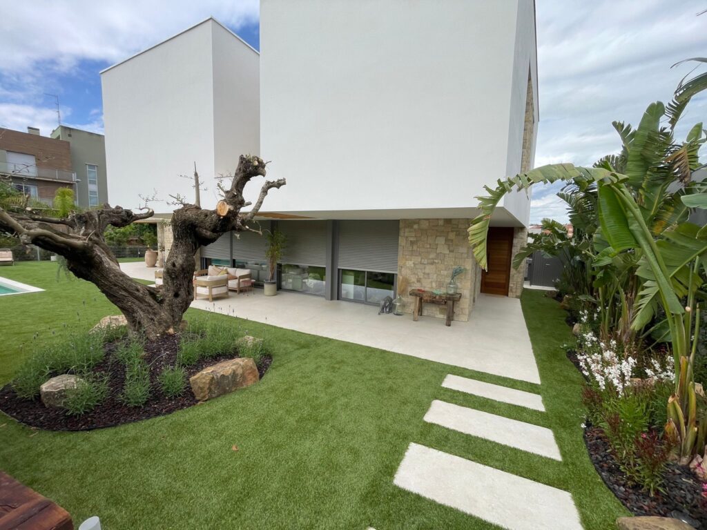 Ajardinamiento de casa particular en Sant Sadurní d’Anoia
